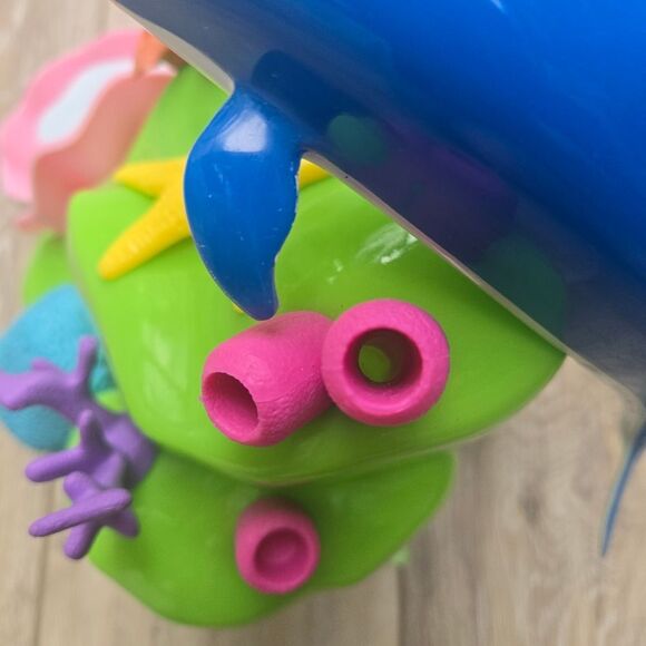 Young Living The Dolphin Reef diffuser COVER  Night Light Multi Color Lights Fun - Picture 13 of 13